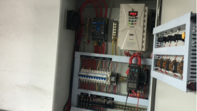 變頻器上電無顯示故障怎么處理？變頻器廠家德瑞斯告訴你